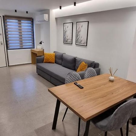 Small Meisonette Near The Metro Vipgreece 雅典 外观 照片