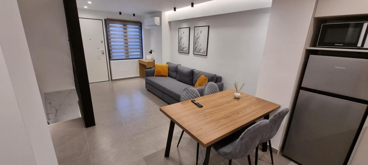 Small Meisonette Near The Metro Vipgreece 雅典 外观 照片