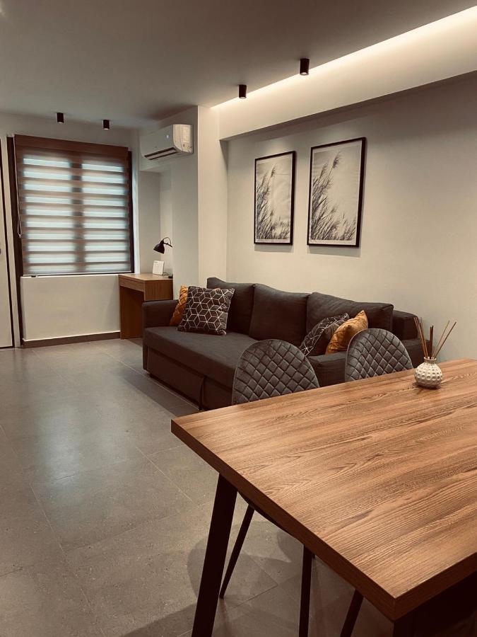 Small Meisonette Near The Metro Vipgreece 雅典 外观 照片